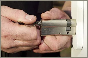 Edgewater IL Locksmith Store Edgewater, IL 773-340-4562